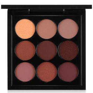 ❤️‍🔥MAC eyeshadow with travel case ❤️‍🔥